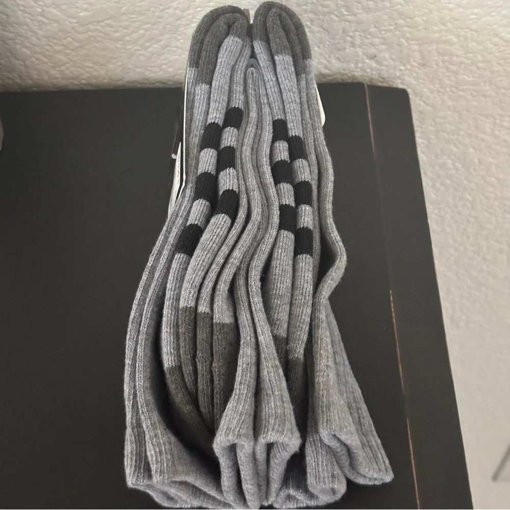 Adidas Men’s Cushioned 3 Pair Heather Grey‎ Crew Socks NEW